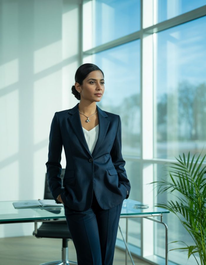 a-photograph-of-a-poised-lindian-office-_HeXXSh8_SYebwOZERd5qow_LPTRrzGFSwqT2Ku8dDyc2Q